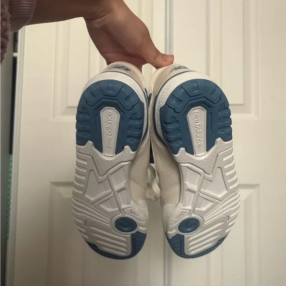 New Balance Women’s 550 Basketball Sneaker Shoes - Size 8.5 - Picture 7 of 9